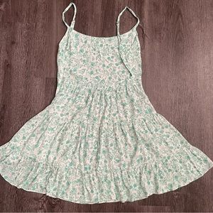Sky To Moon Green Floral Dress Juniors (M / L)